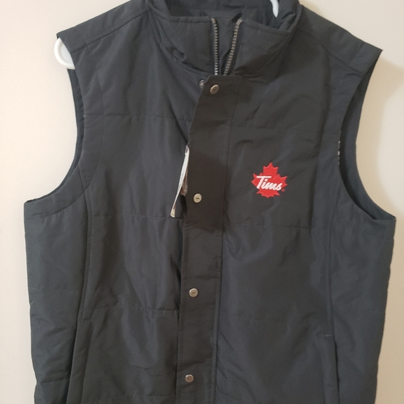 Roots Tim's vest - Picture 1 of 3